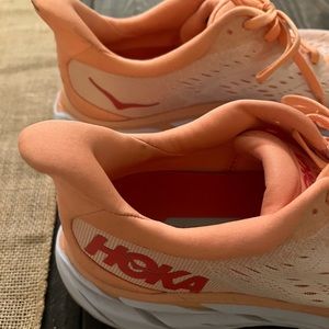 Hoka Clifton 8 Worn twice!